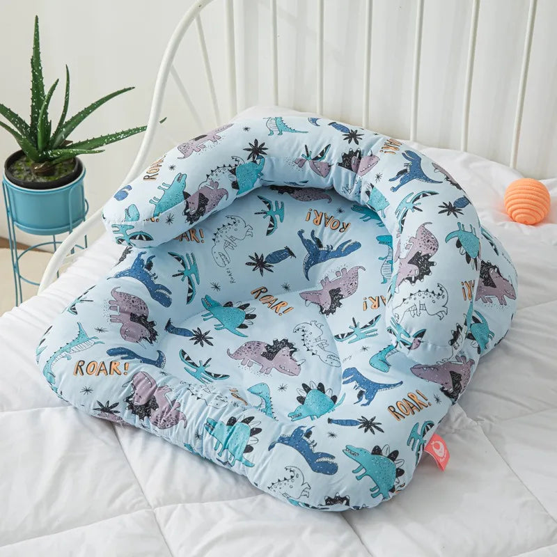 Anti Reflux Kissen Baby – Ergonomisches Babykissen mit Schräglage gegen Spucken und Reflux